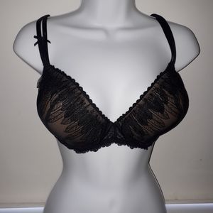 Simone Perele Stunning black bra with leaves